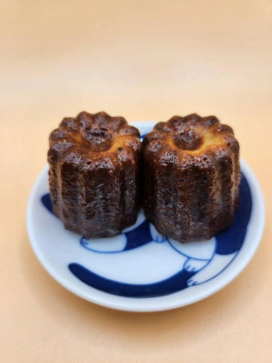 24 Small Canelé de Bordeaux