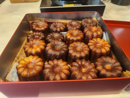 16-Piece Canelé Gift Tin Box (Glazed Varieties Available)